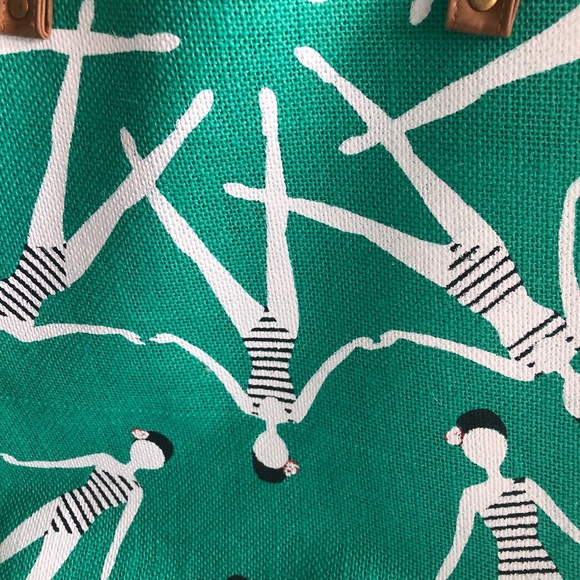 Tote by Mud Pie. Includes a cute sun visor/hat. New. Great for Vacation - Picture 4 of 11